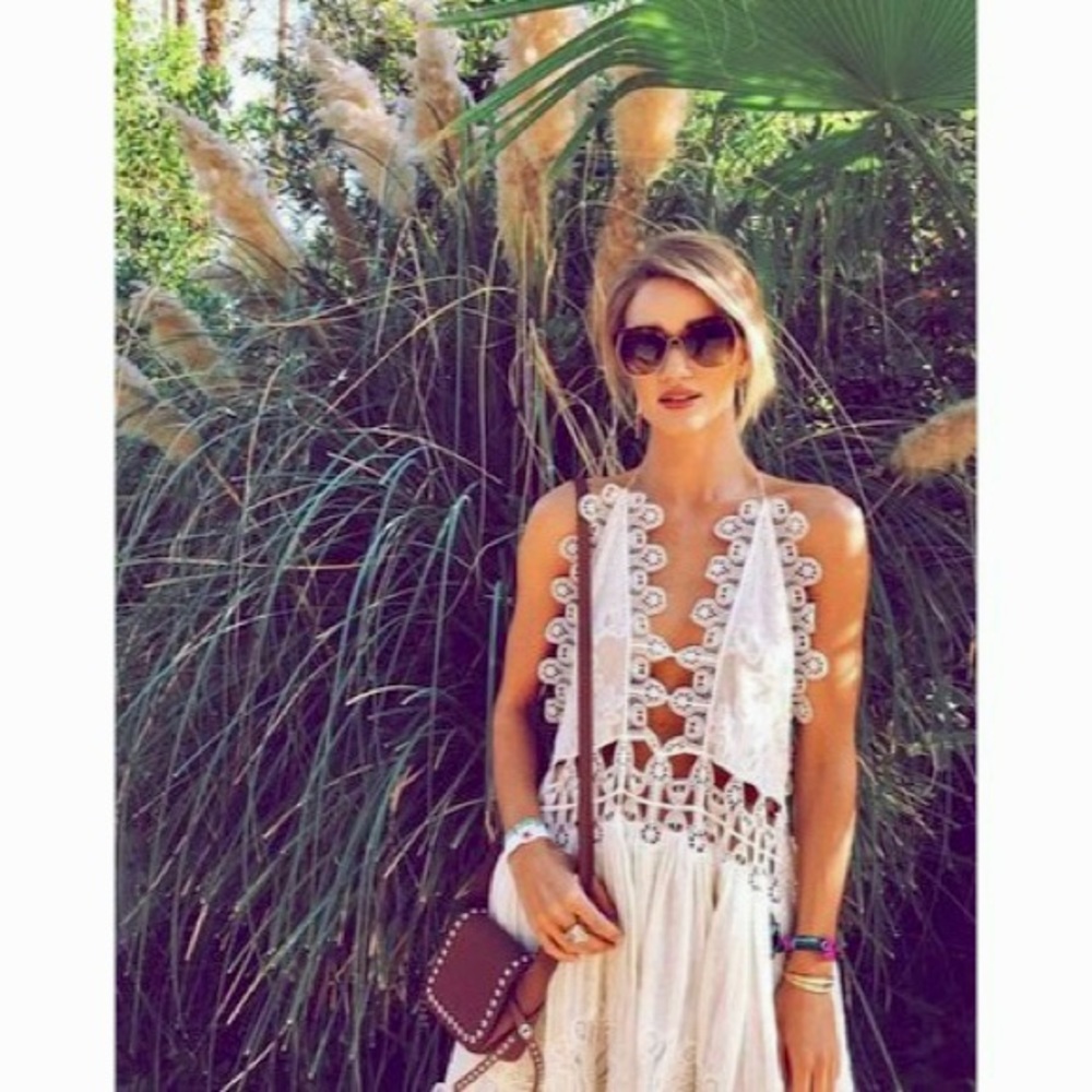 New Luxxel Lace Flowy White Halter Open Back  Maxi Dress L